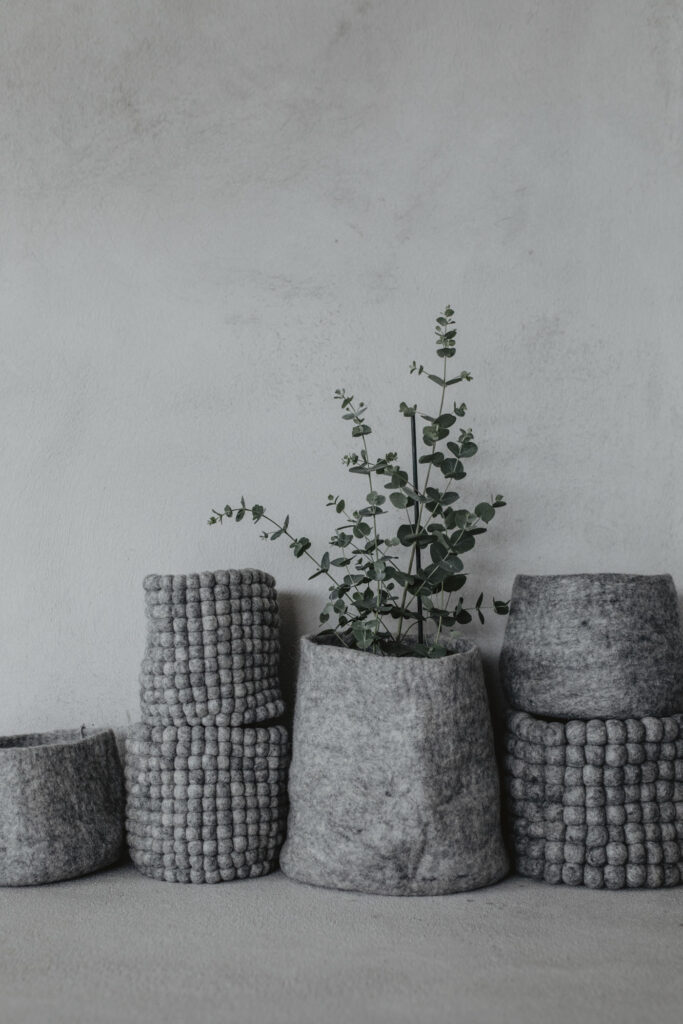 $header_image['category_header_image']['alt']; ?>