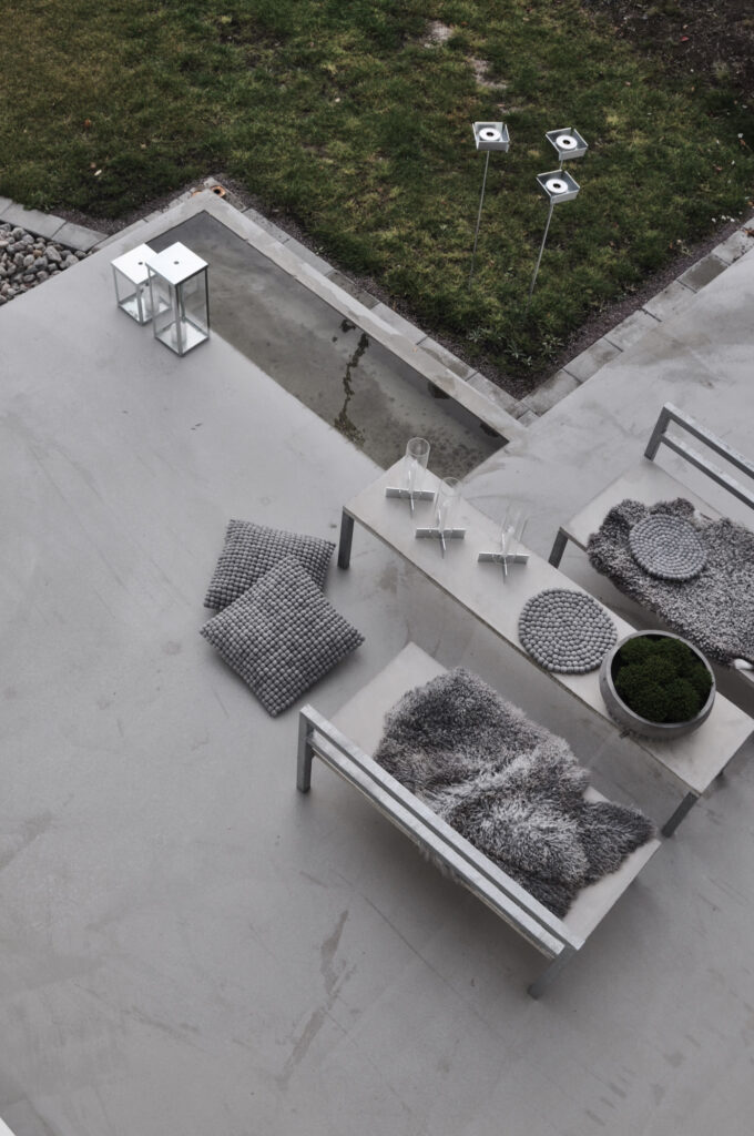 $header_image['category_header_image']['alt']; ?>